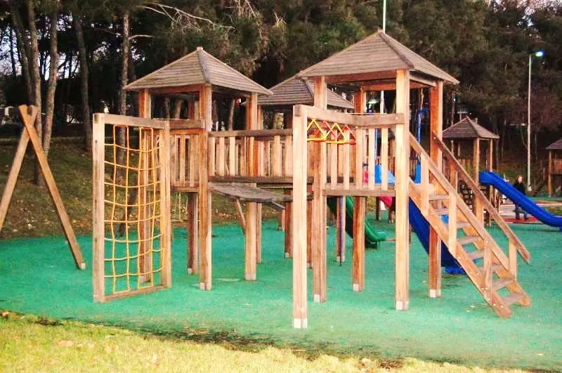 WOODEN PLAYGROUNDS AND PLAY HOUSES