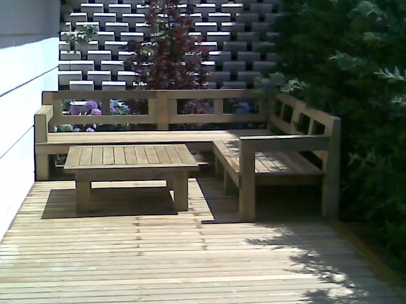 WOODEN GARDEN FURNITURE